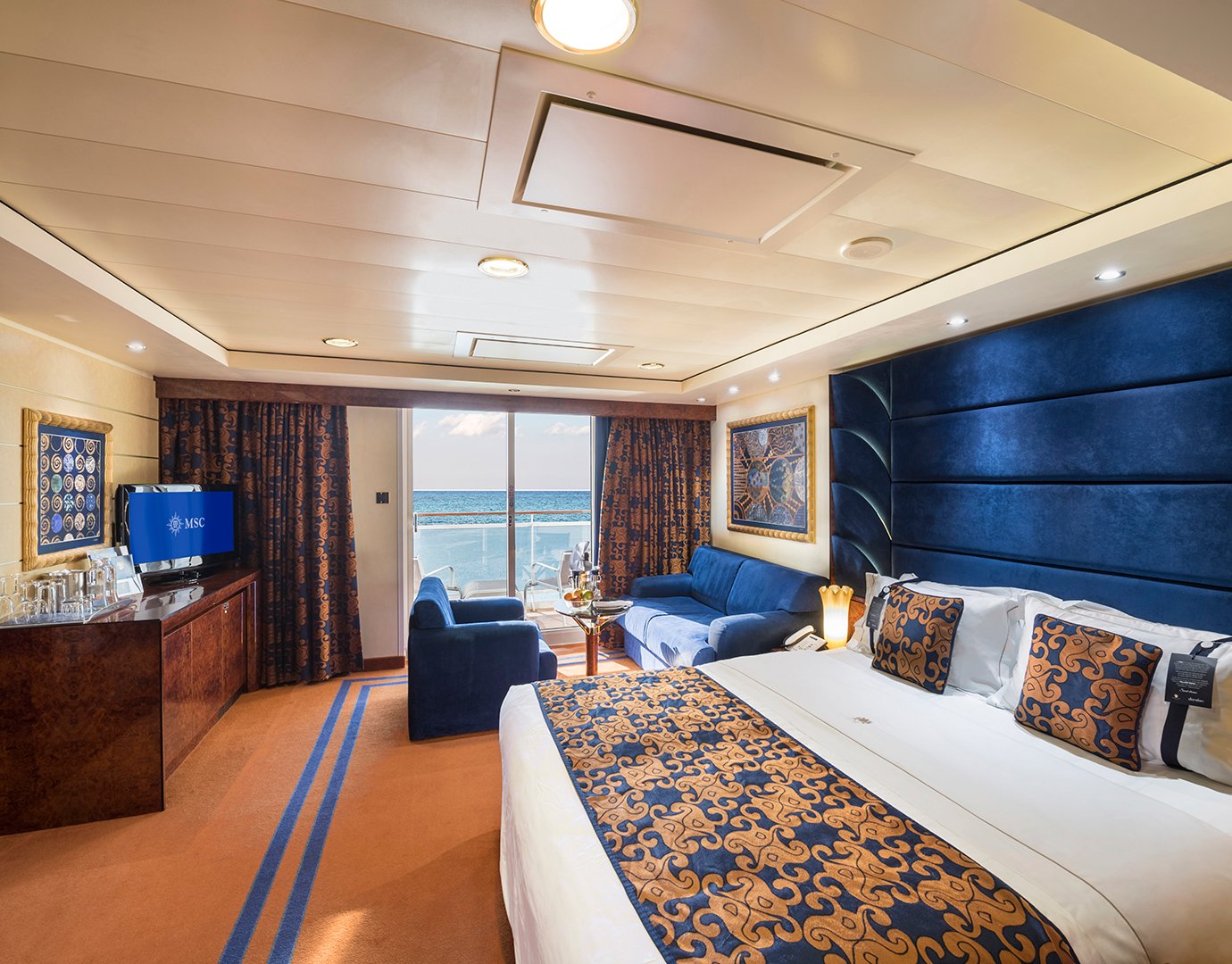 MSC Splendida Cabin: Deluxe Suite 03 MSC Splendida Cabin: Deluxe Suite 03
